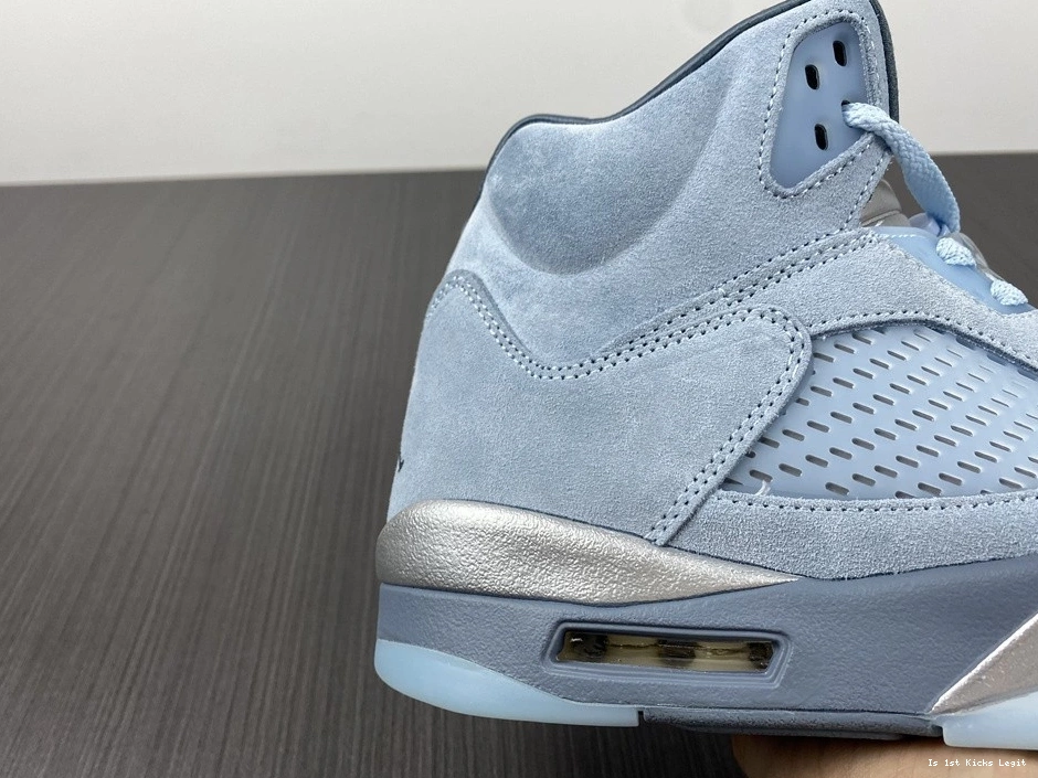 DD9336-400 (W) Bluebird Retro - Jordan 5 1224